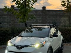 Сүрөт унаа Toyota C-HR