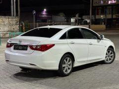 Фото Hyundai Sonata  2012