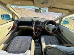 Сүрөт унаа Toyota Harrier