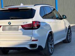 Photo of the vehicle BMW X5