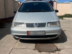 Сүрөт унаа Volkswagen Sharan