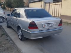 Сүрөт унаа Mercedes-Benz C-Класс