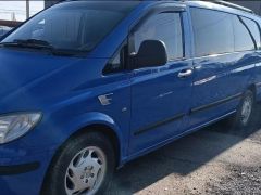 Сүрөт унаа Mercedes-Benz Viano