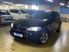 Photo of the vehicle BMW X5