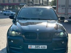 Photo of the vehicle BMW X5