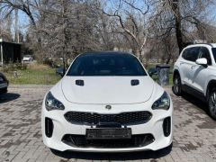 Сүрөт унаа Kia Stinger