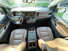 Сүрөт унаа Toyota Sienna