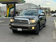 Сүрөт унаа Toyota Sequoia