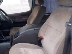 Сүрөт унаа Toyota HiAce