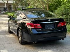 Photo of the vehicle Lexus ES