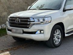 Сүрөт унаа Toyota Land Cruiser