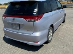 Photo of the vehicle Toyota Estima