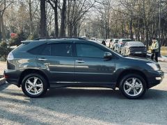 Photo of the vehicle Lexus RX