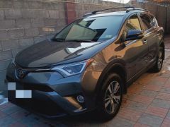 Сүрөт унаа Toyota RAV4