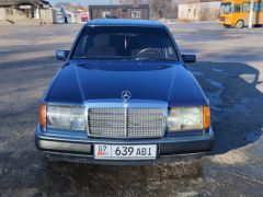 Сүрөт унаа Mercedes-Benz W124