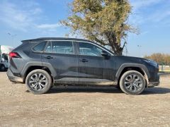 Сүрөт унаа Toyota RAV4