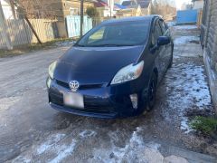 Фото авто Toyota Prius