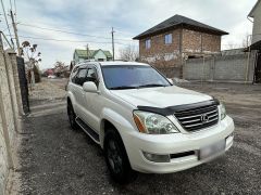 Photo of the vehicle Lexus GX