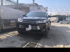 Photo of the vehicle Toyota Highlander