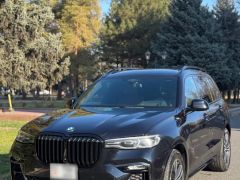 Фото авто BMW X7