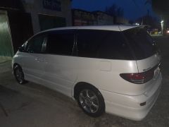 Photo of the vehicle Toyota Estima