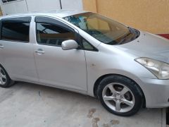 Фото авто Toyota Wish