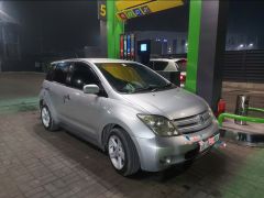 Photo of the vehicle Toyota Ist