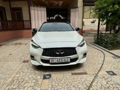 Сүрөт унаа Infiniti Q30