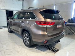 Фото авто Toyota Highlander