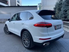 Сүрөт унаа Porsche Cayenne