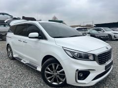 Фото авто Kia Carnival