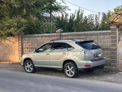 Photo of the vehicle Lexus RX