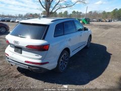 Сүрөт унаа Audi Q7