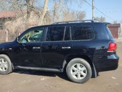 Photo of the vehicle Lexus LX