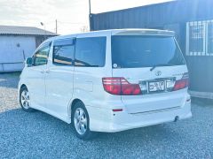 Сүрөт унаа Toyota Alphard