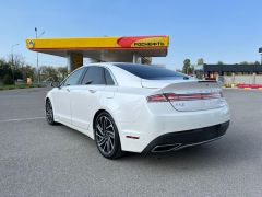 Photo of the vehicle Lincoln MKZ