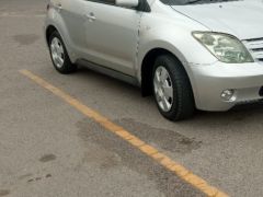 Фото авто Toyota Ist