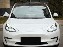 Photo of the vehicle Tesla Model 3