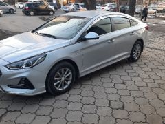 Photo of the vehicle Hyundai Sonata