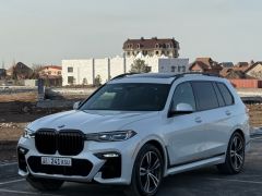 Фото авто BMW X7