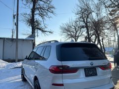 Сүрөт унаа BMW X7