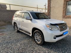 Photo of the vehicle Lexus GX