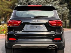 Сүрөт унаа Kia Sorento