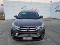 Сүрөт унаа Toyota Highlander