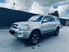 Фото авто Toyota Sequoia