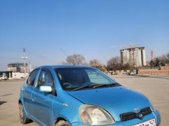 Сүрөт унаа Toyota Vitz