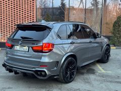 Photo of the vehicle BMW X5