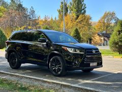 Сүрөт унаа Toyota Highlander