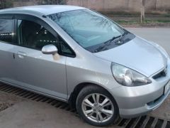 Photo of the vehicle Honda Fit