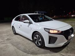 Photo of the vehicle Hyundai IONIQ